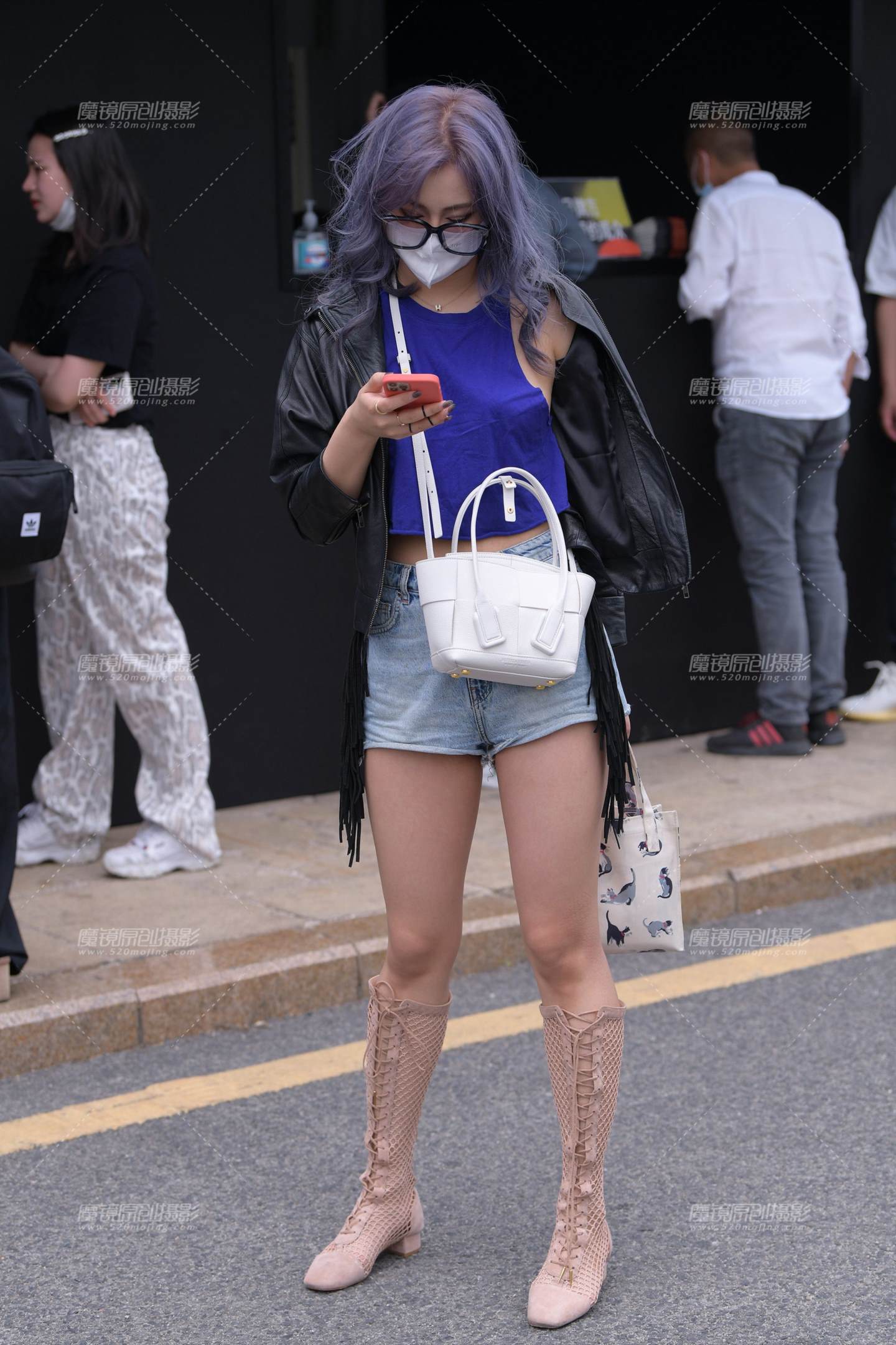 性感的热裤小姐姐-流行馆