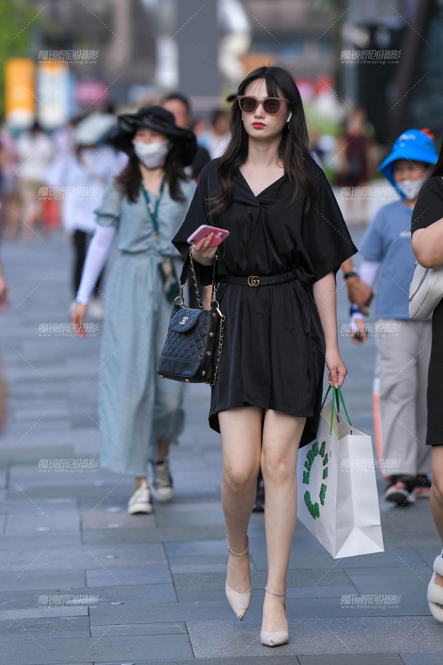 图片[3]-黑裙高跟气质美女-流行馆