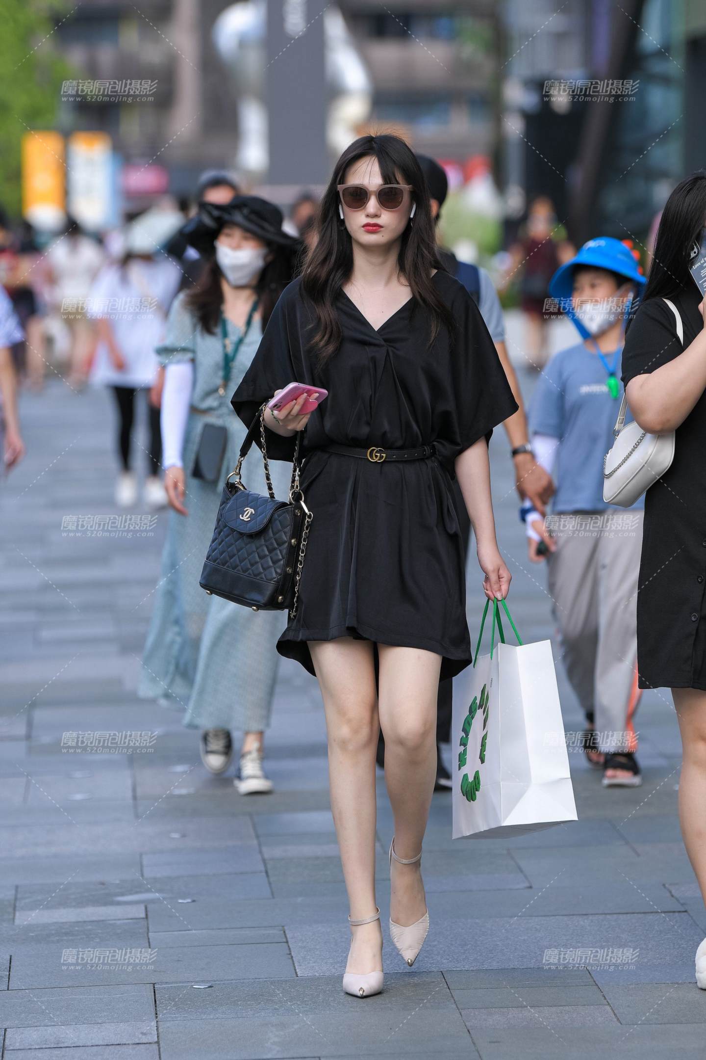 图片[4]-黑裙高跟气质美女-流行馆