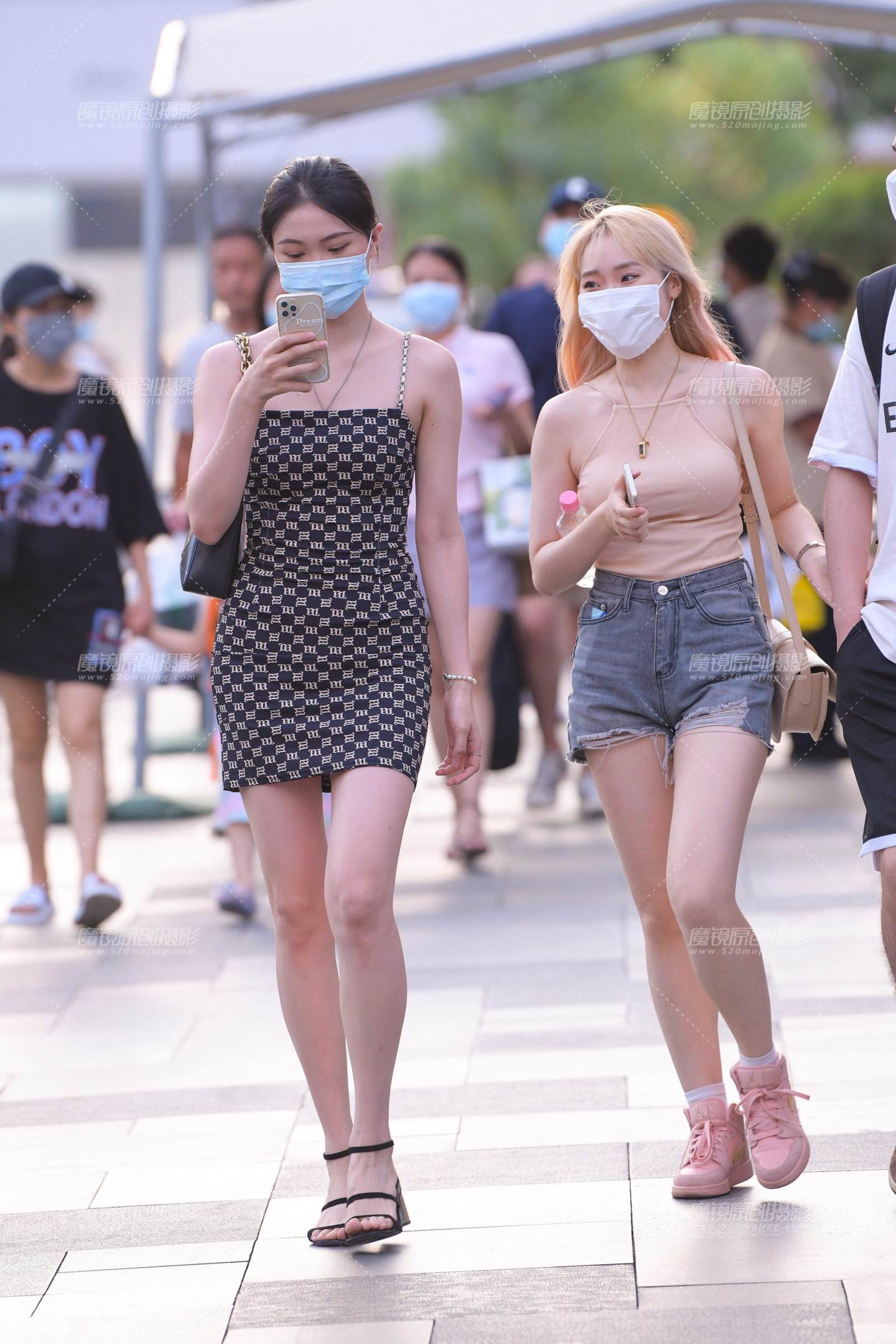 图片[4]-吊带裙美腿小姐姐-流行馆