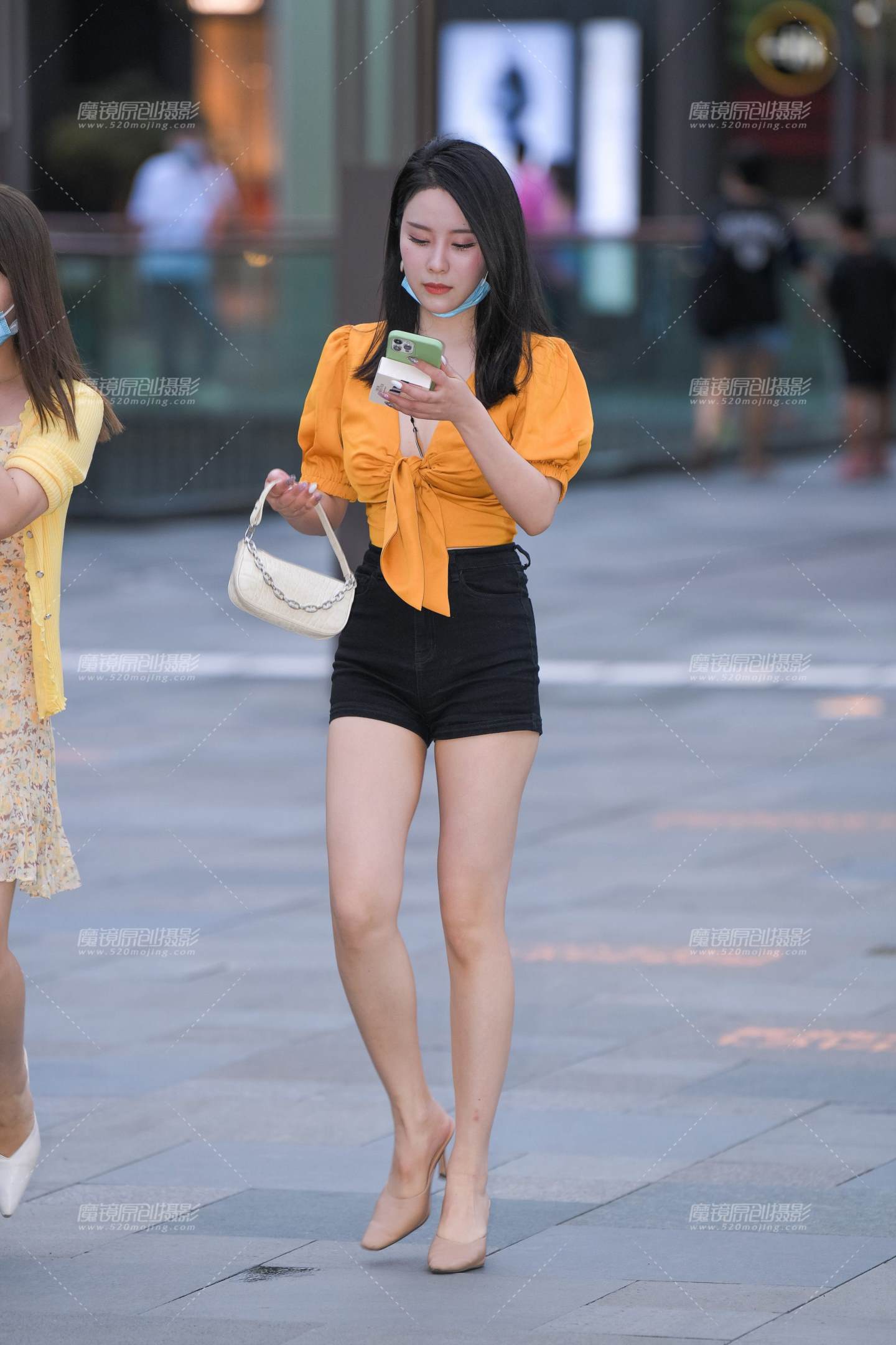 图片[3]-凉拖高跟美女-流行馆