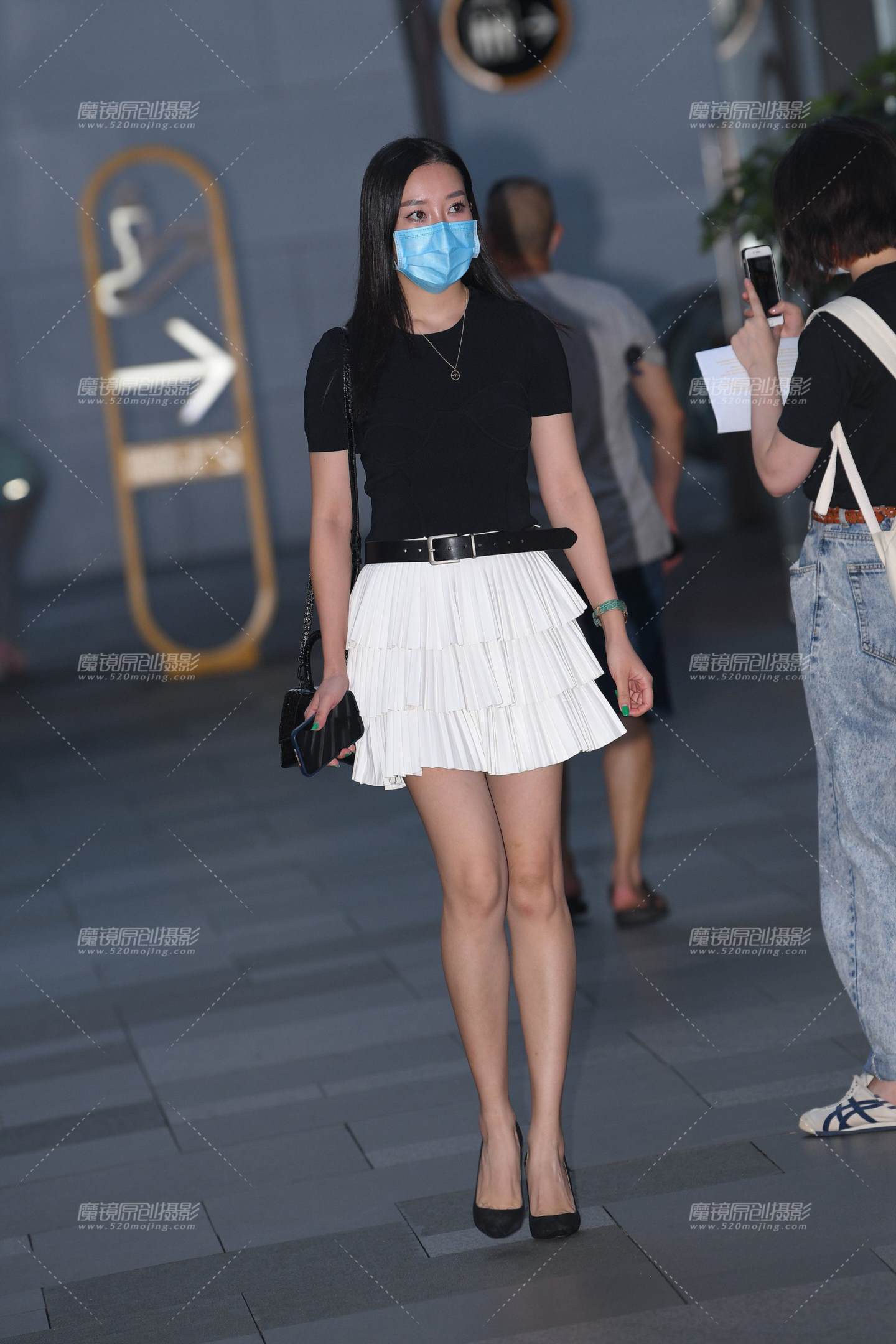 美腿高跟女友-流行馆