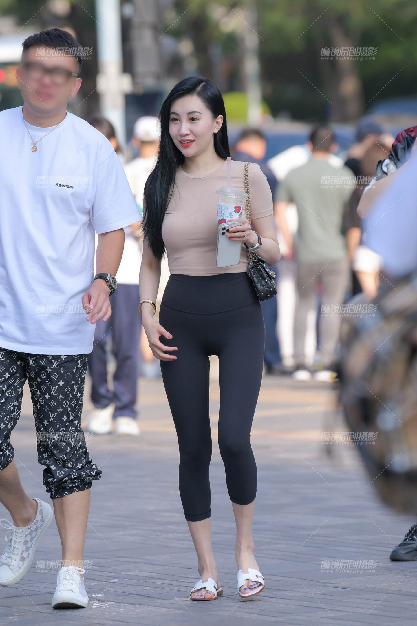 黑色瑜伽裤女士-流行馆