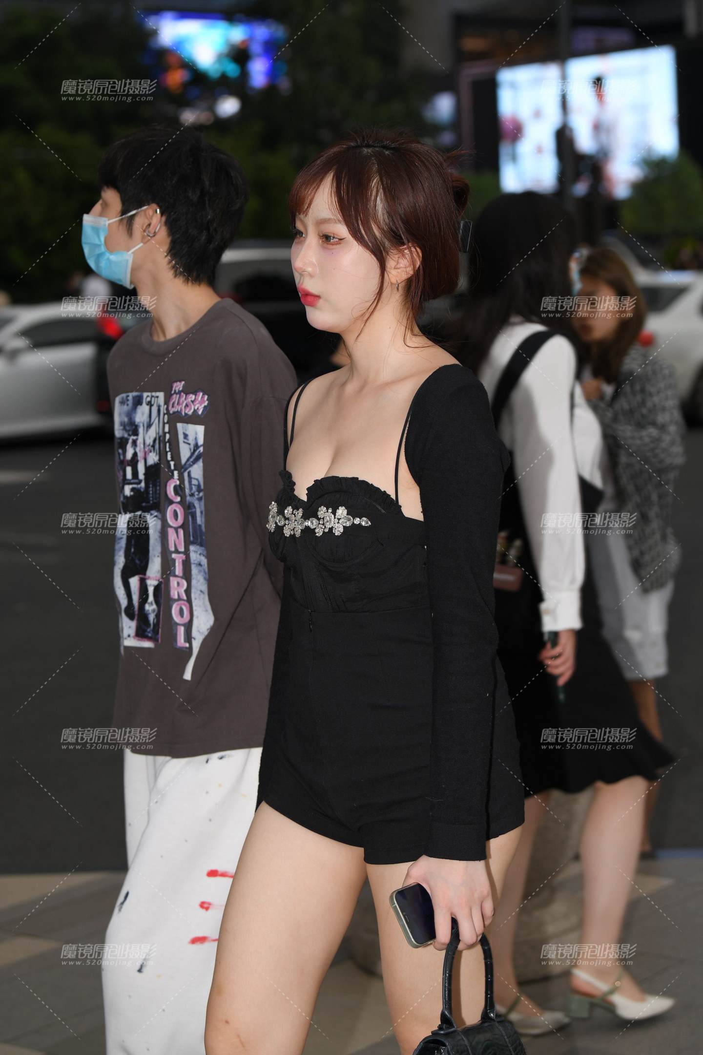 超短热裤女友-流行馆