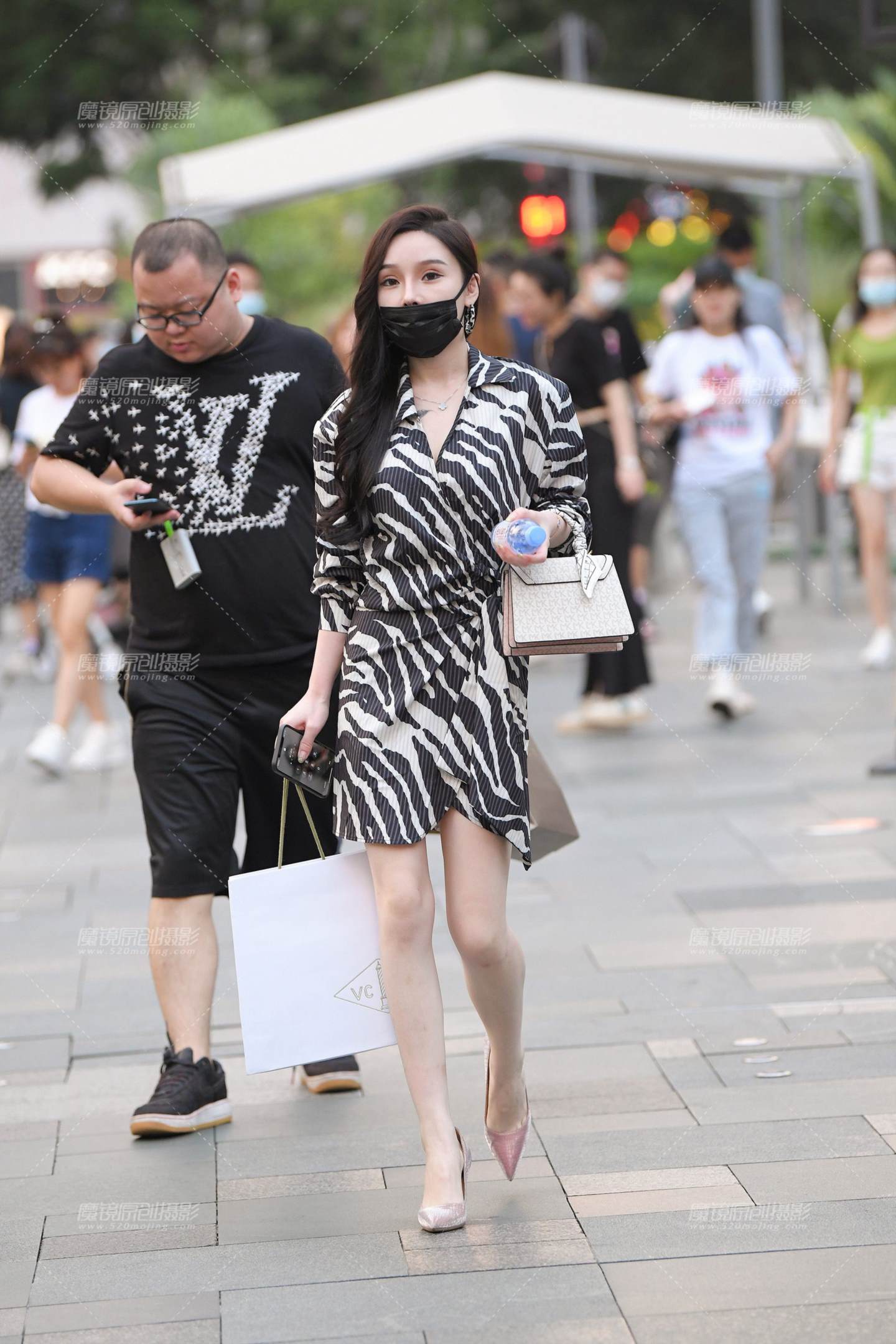 白天到黑夜，美腿高跟美女-流行馆