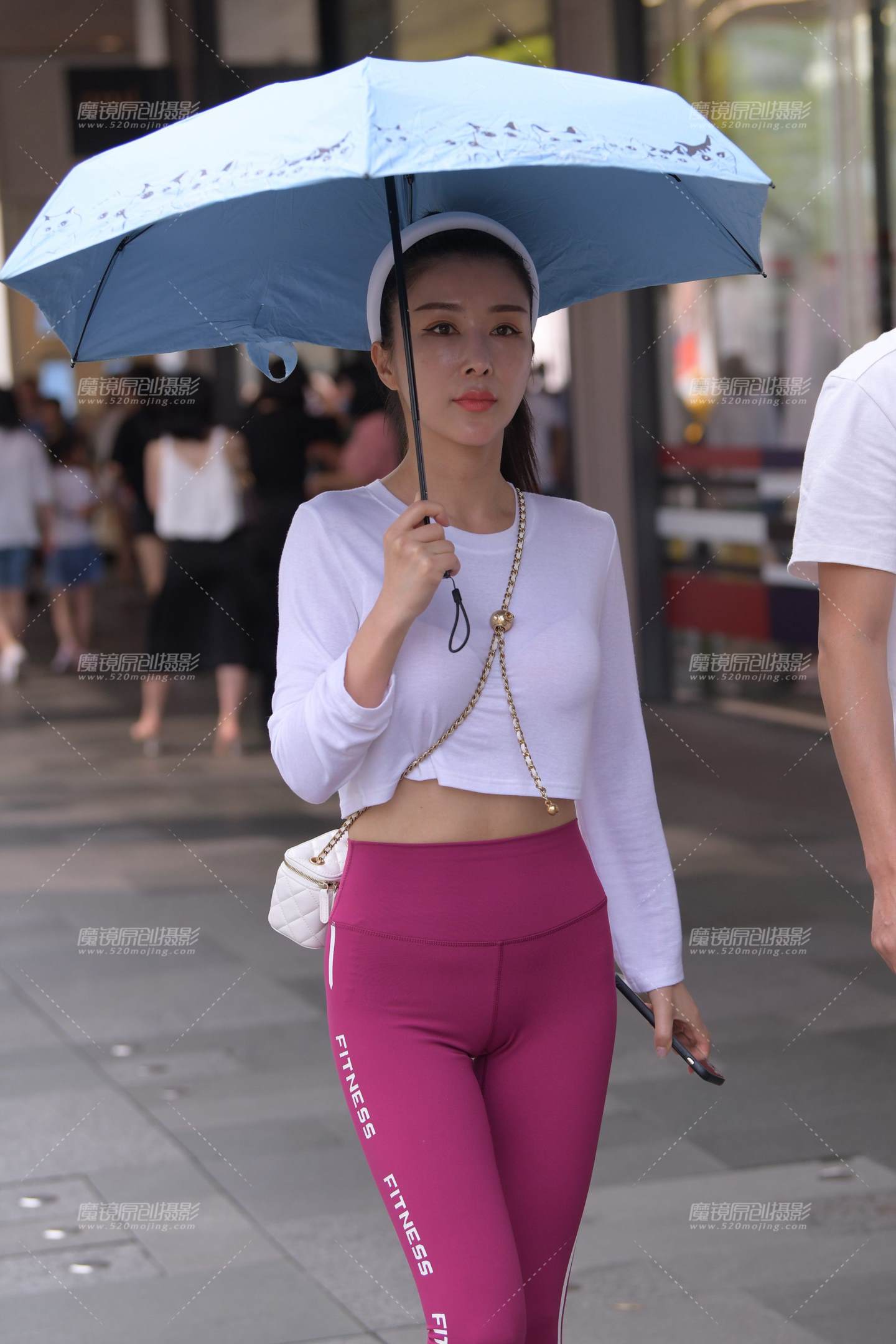 嫣红瑜伽裤-流行馆