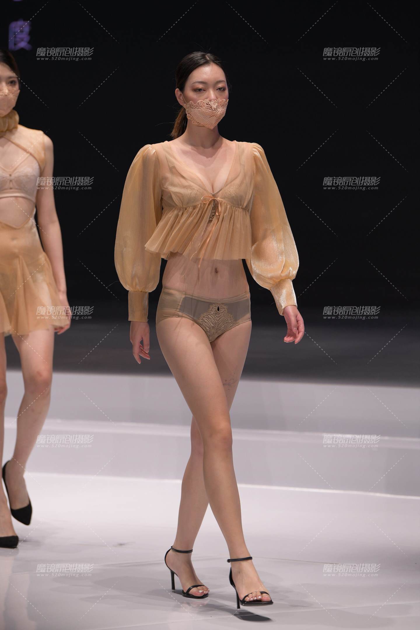 图片[4]-品牌内衣大秀-多模展示-流行馆