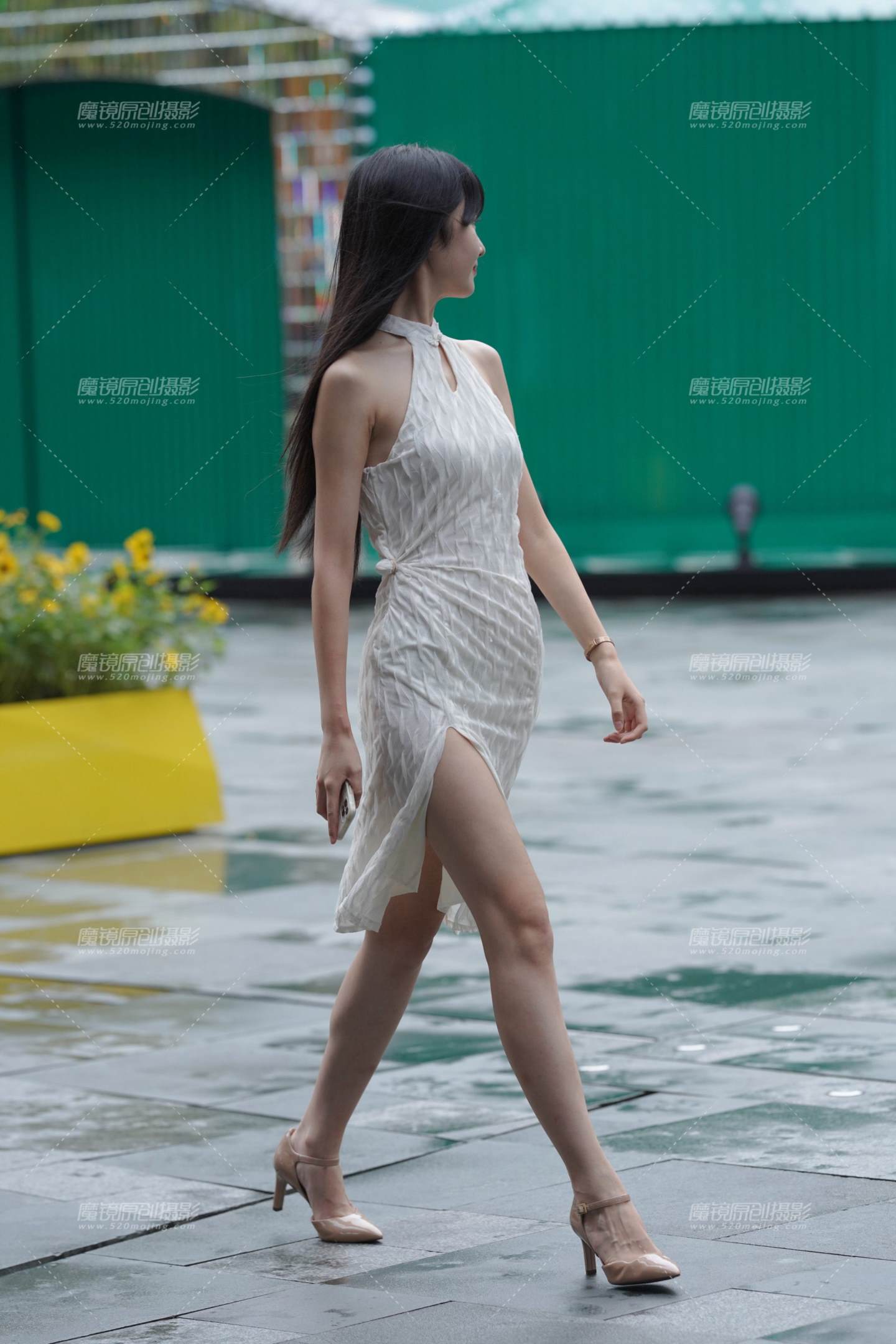 优雅的美女-流行馆