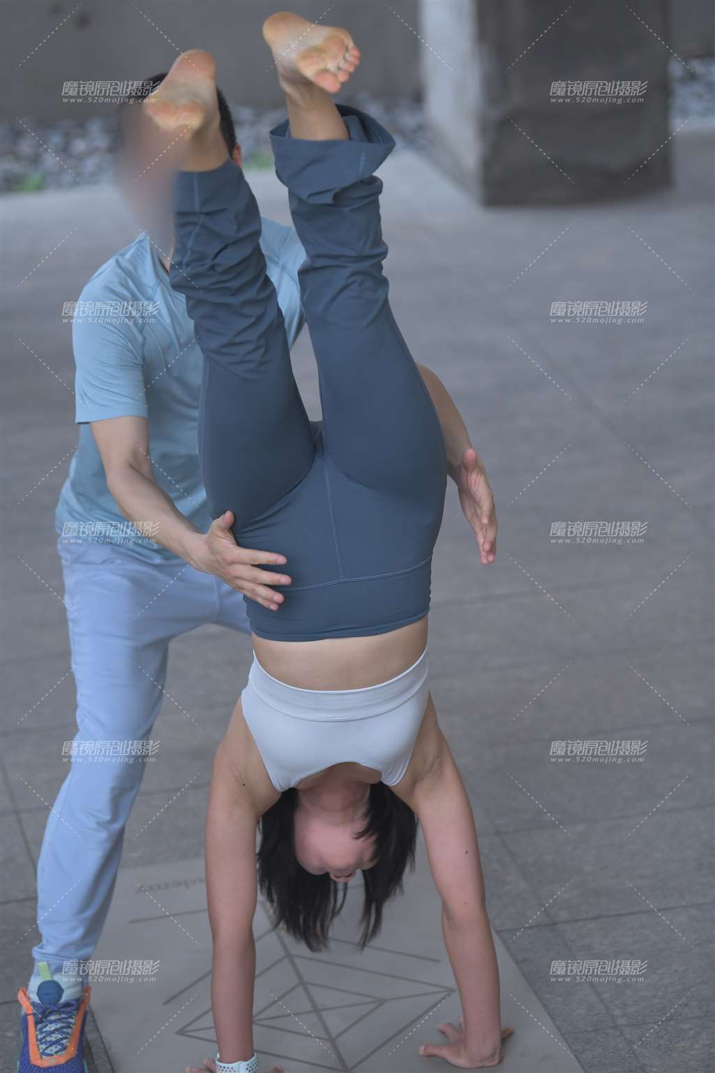 图片[3]-动作难度比较大-街拍流行馆