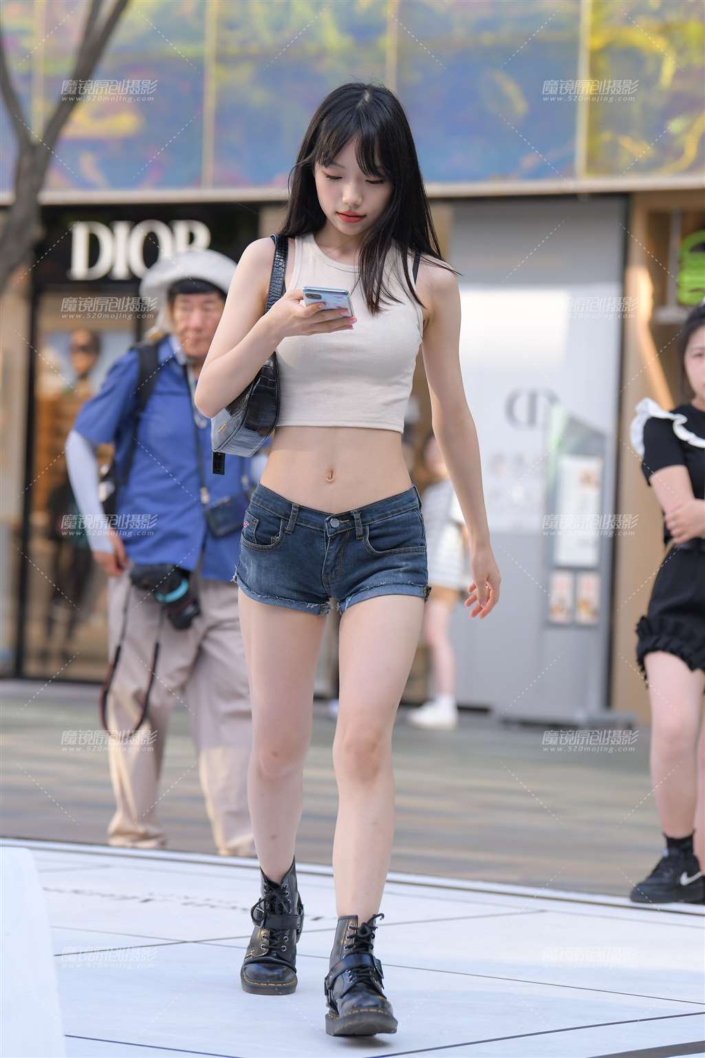 图片[3]-小妹-街拍流行馆