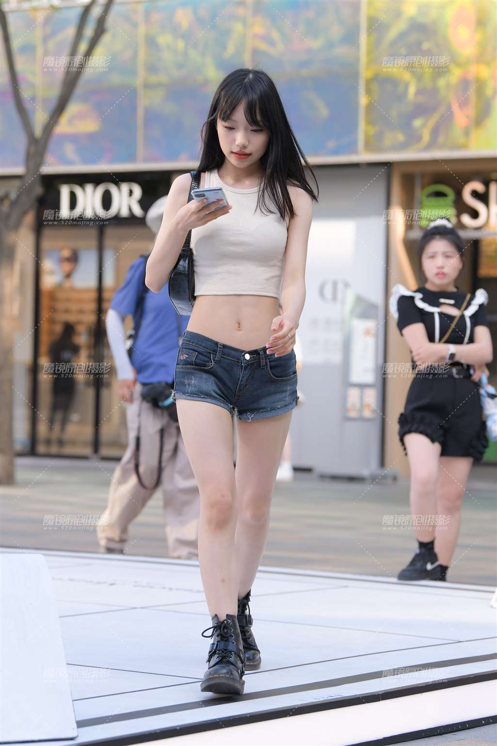 图片[4]-小妹-街拍流行馆