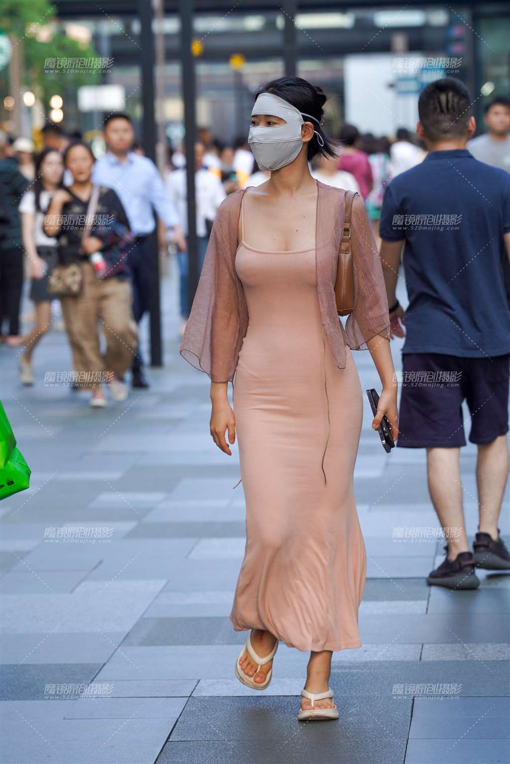 图片[4]-这样的贴身 谁不爱-街拍流行馆