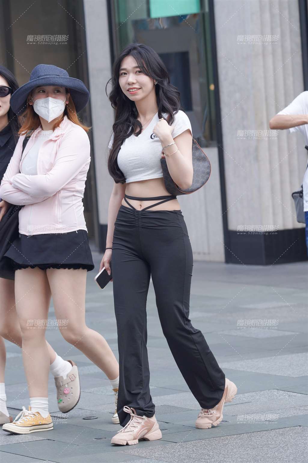 图片[1]-甜美清秀-街拍流行馆