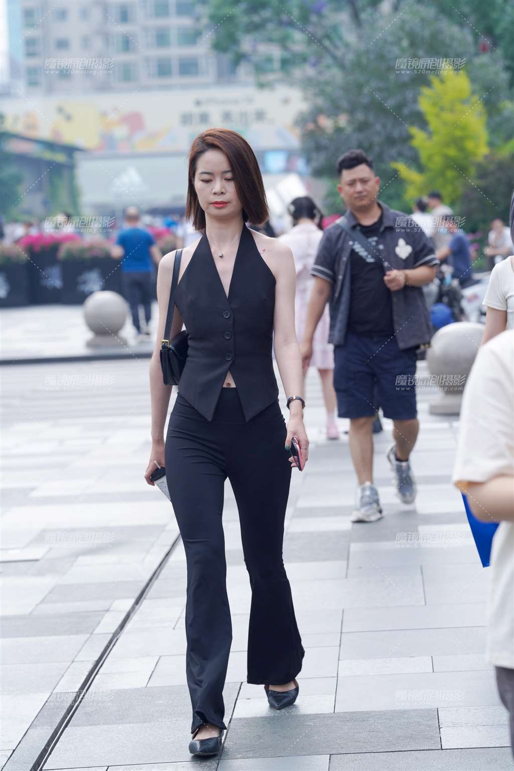 图片[3]-少妇好身材-街拍流行馆