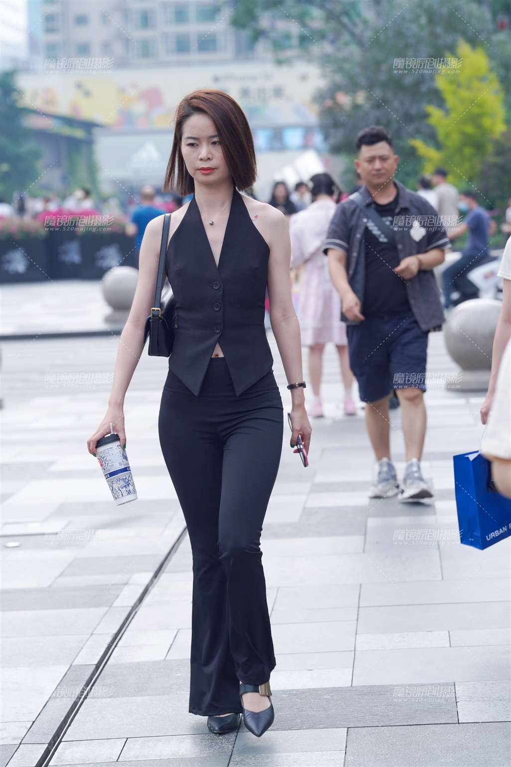 图片[4]-少妇好身材-街拍流行馆