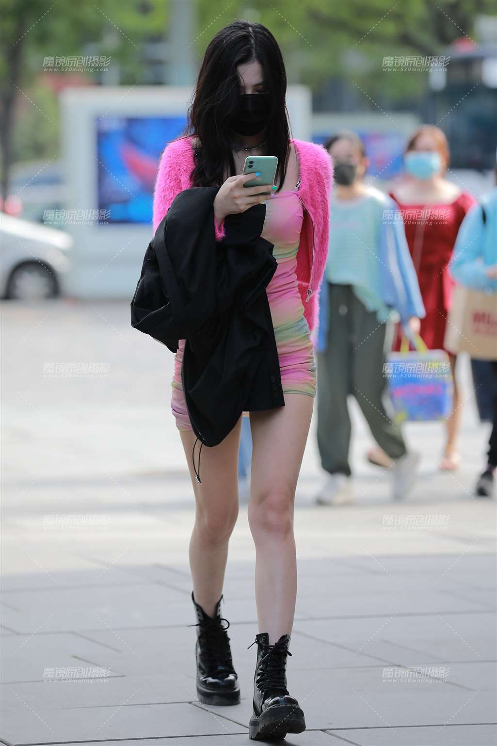 图片[3]-紧身包臀裙美女-街拍流行馆