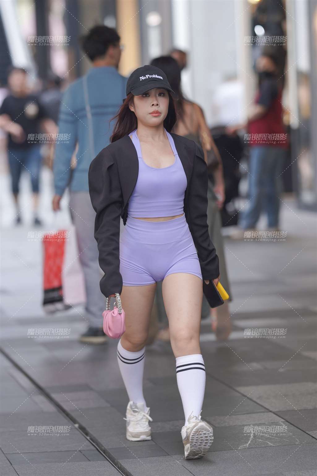 图片[3]-健身翘臀女孩-街拍流行馆