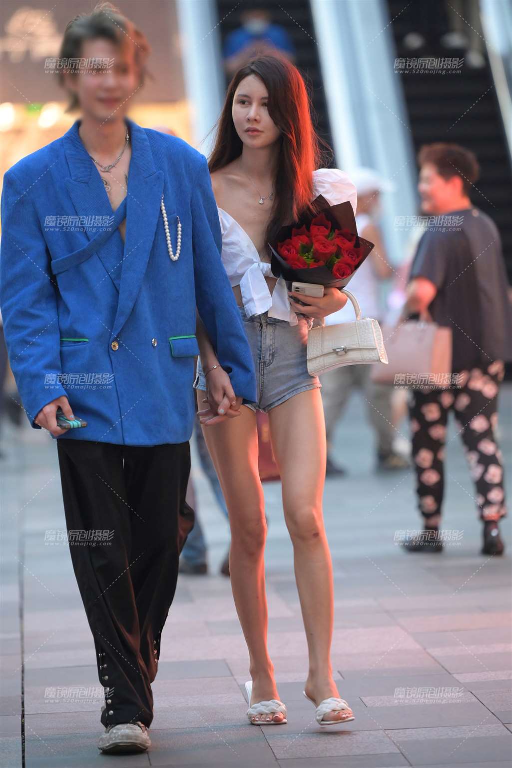 图片[4]-翘臀女友-街拍流行馆