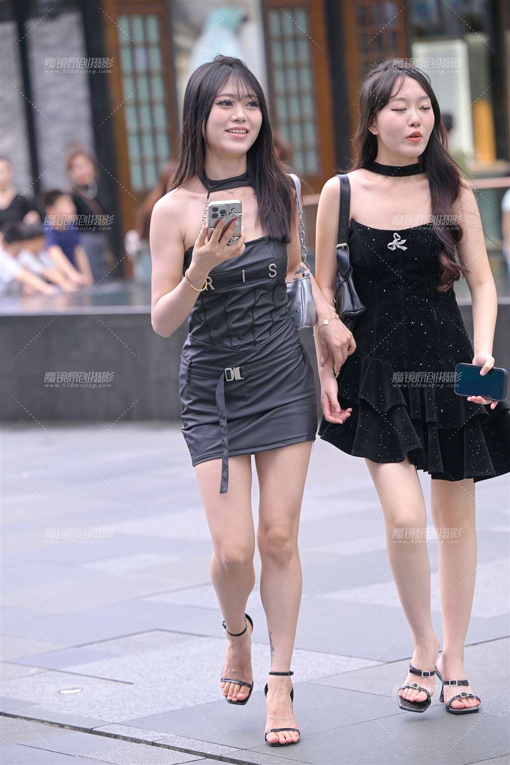 图片[3]-皮裙美腿-街拍流行馆
