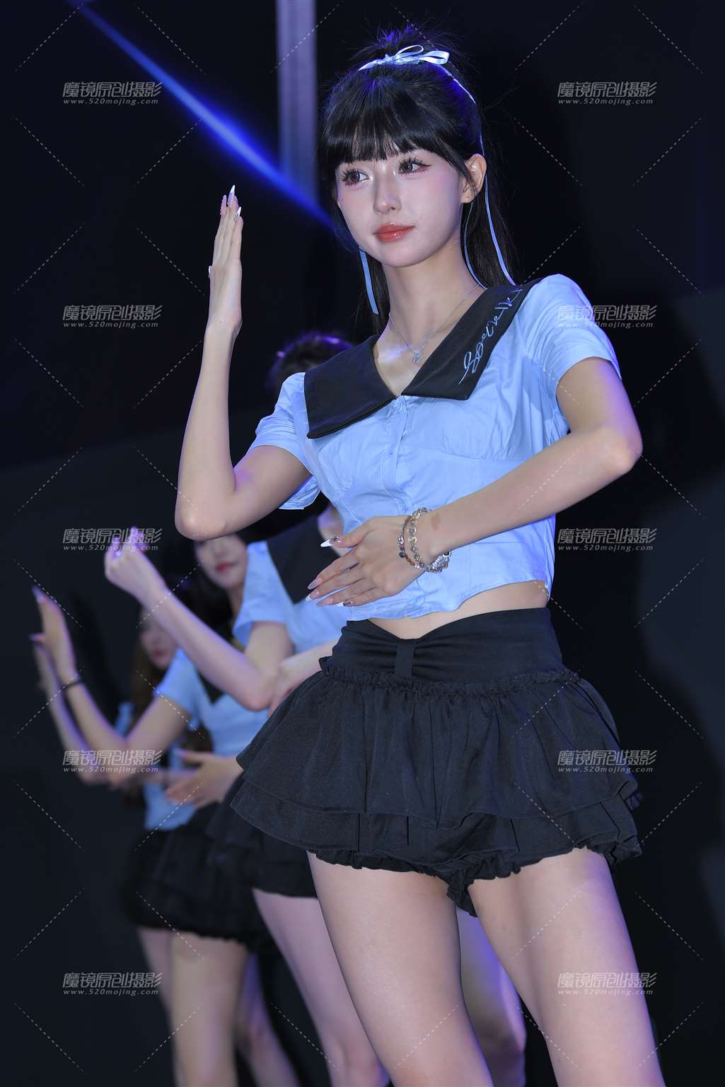 图片[1]-网络人气爆红的小玥玥-街拍流行馆