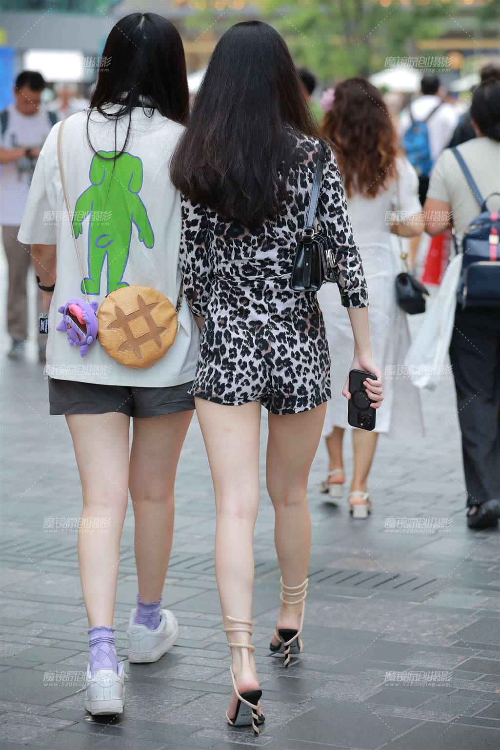 图片[2]-高跟美腿美女-街拍流行馆